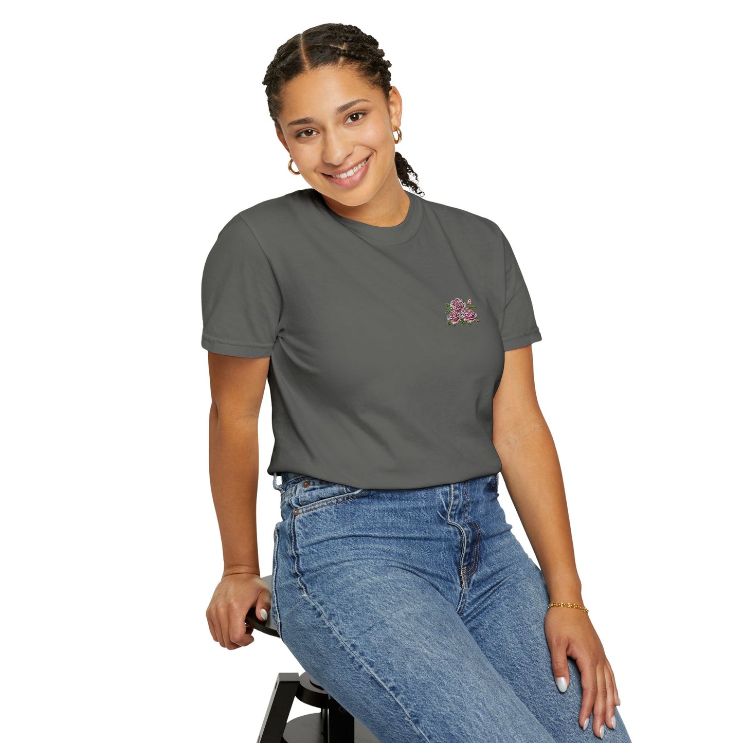 Simple Rose Bouquet Embroidered T-Shirt with Sleeve Detail