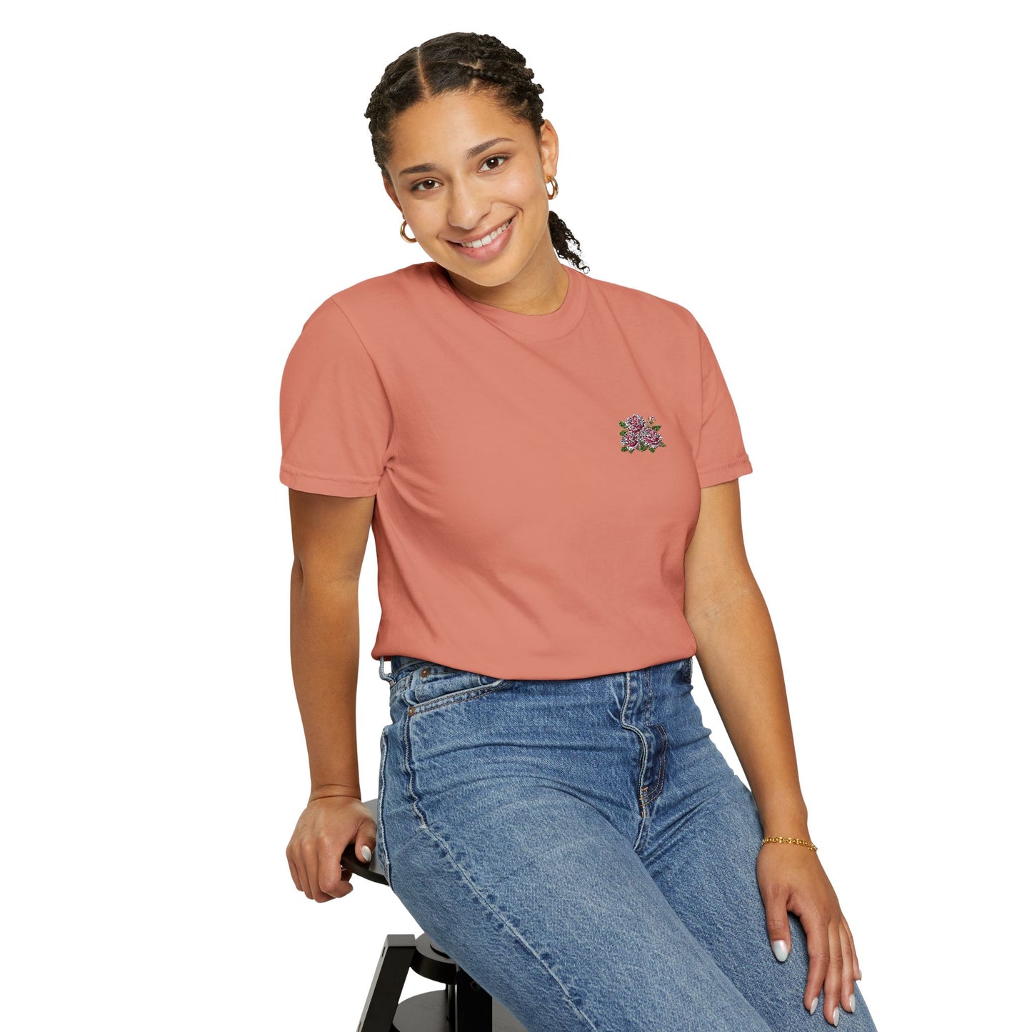 Simple Rose Bouquet Embroidered T-Shirt with Sleeve Detail