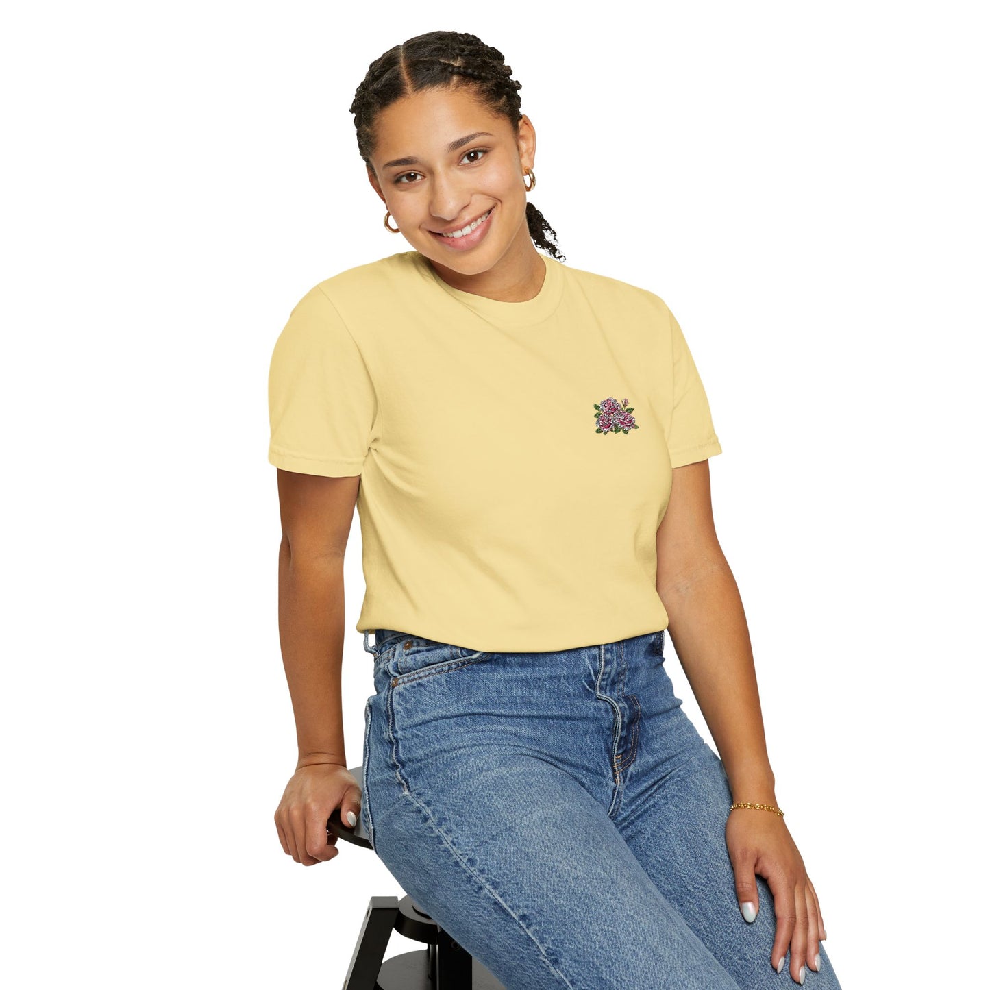 Simple Rose Bouquet Embroidered T-Shirt with Sleeve Detail