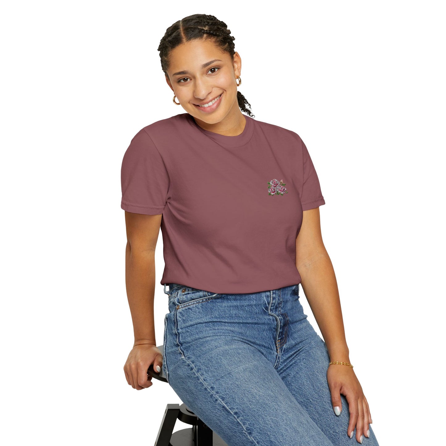 Simple Rose Bouquet Embroidered T-Shirt with Sleeve Detail